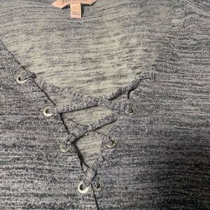 Juicy Couture Gray Short Sleeve Lace Up Top Size Large